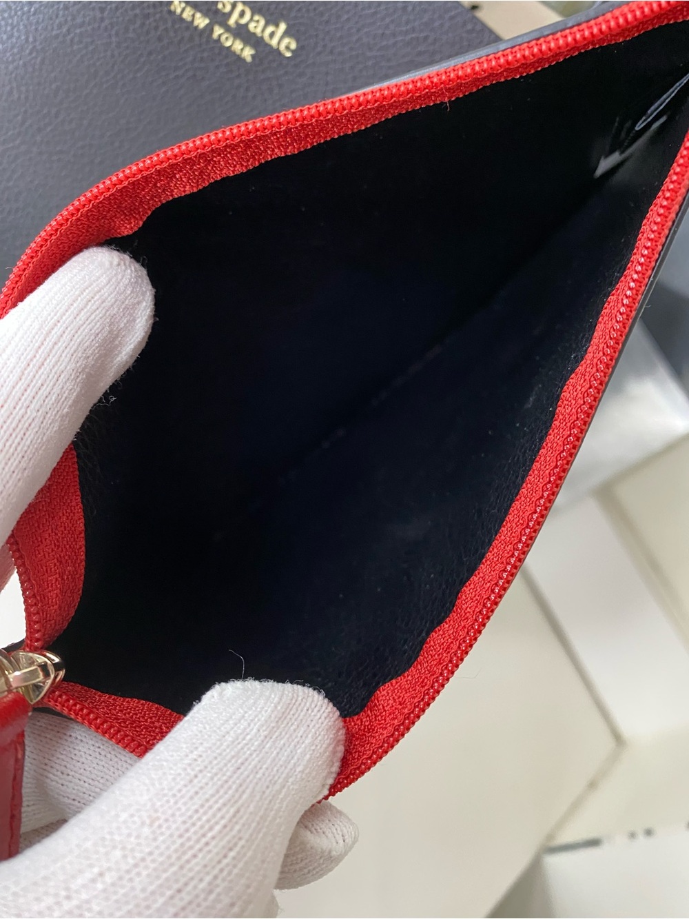 kate spade black Dalmatian tote with red Cruella pouch - Picture 14 of 14